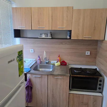 Apartament Trakia *